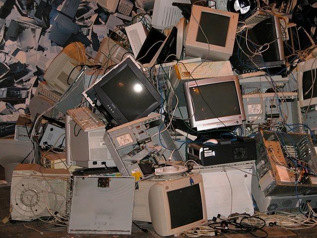 hundreds of computer monitor dumped